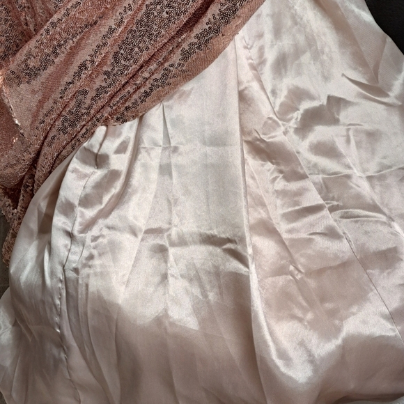 NWT Pink Sequin Formal Gown or Unconventional Bridal Dress With A Train - Picture 12 of 16